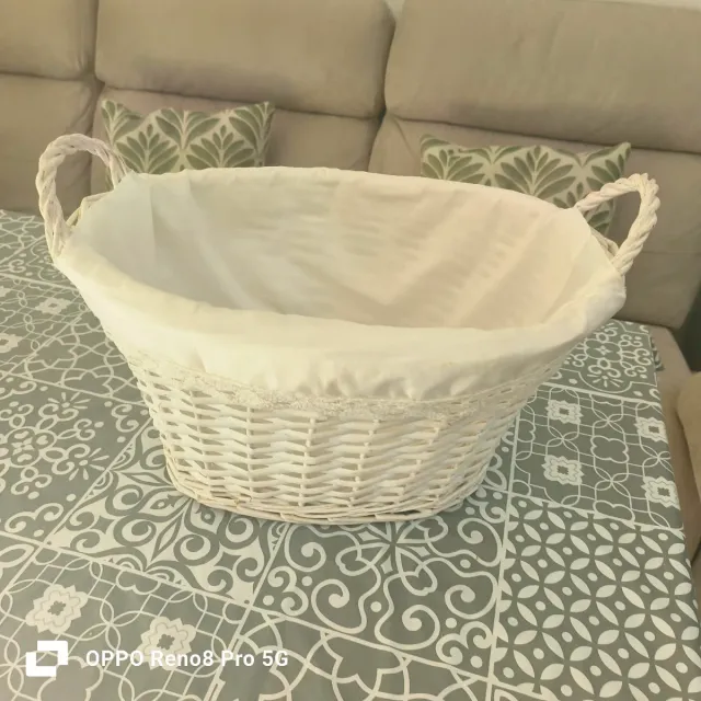 Cesta mimbre blanca con forro