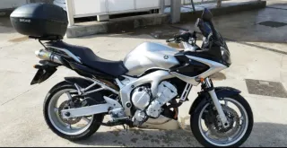 Yamaha fazer 600  ( 98cv )