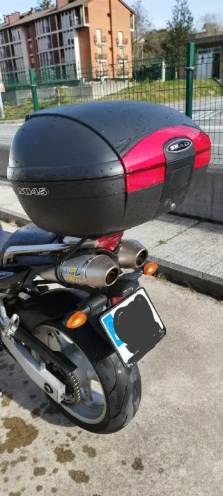 Yamaha fazer 600  ( 98cv )