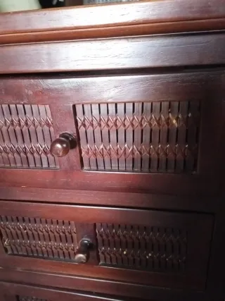 2 comodini antichi in legno