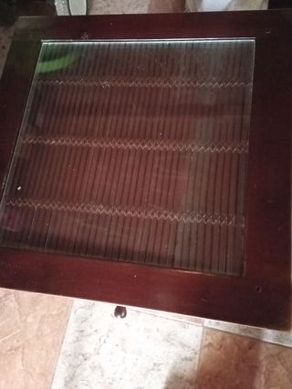 2 comodini antichi in legno