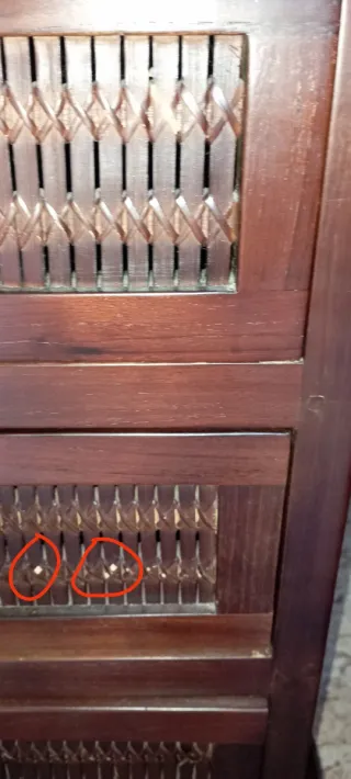 2 comodini antichi in legno