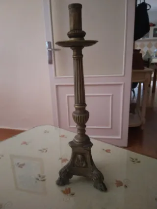 Candelabro antiguo bronce altar iglesia