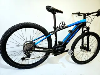 Trek Powerfly M