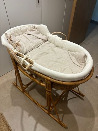 Cuna moisés de mimbre