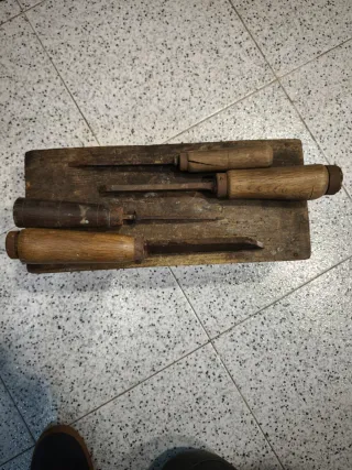 Herramientas de carpintería antiguas