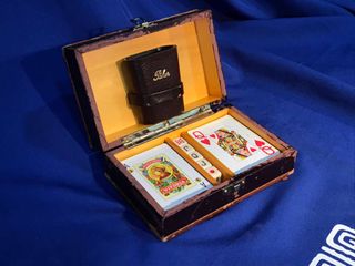 Juego de cartas, dados y dominó antiguos