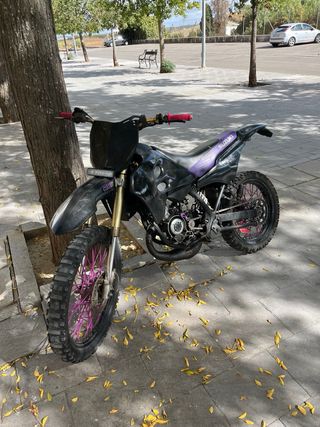 se vende suzuki rmx o se cambia por moto de cross