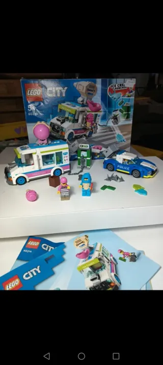 LEGO City 60314 - Furgone Gelati