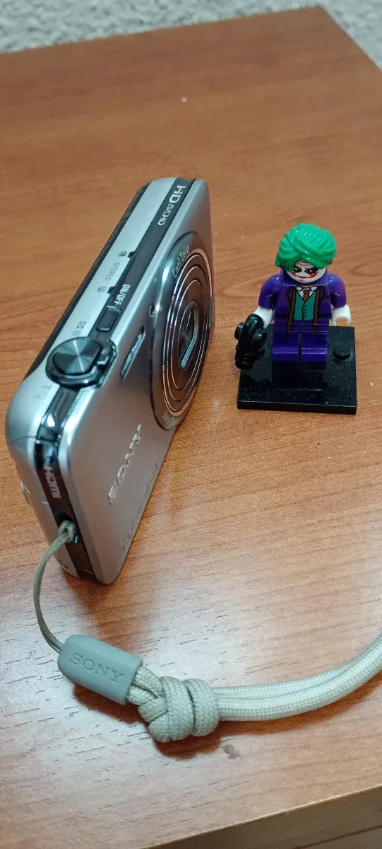 Cámara Sony Cyber-shot DSC-WX7 Plata