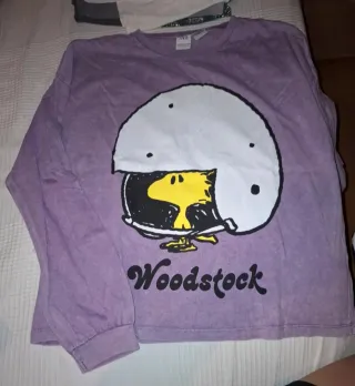 Camiseta Zara Woodstock Morada 
