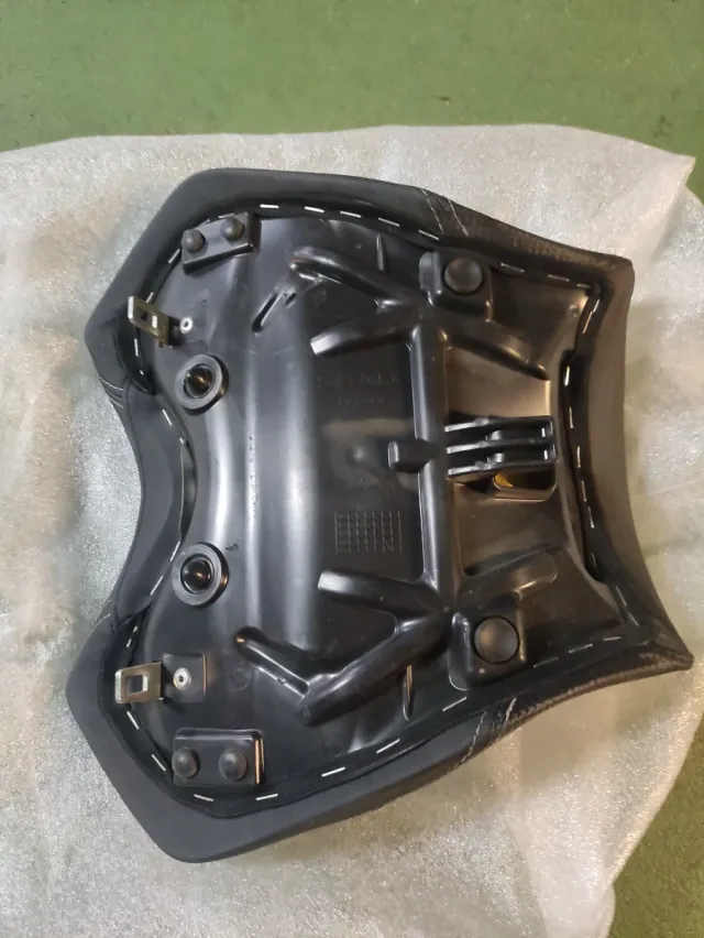 Asiento Gel Shad Kawasaki Z750 07-12