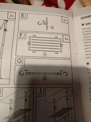 Armario abierto blanco