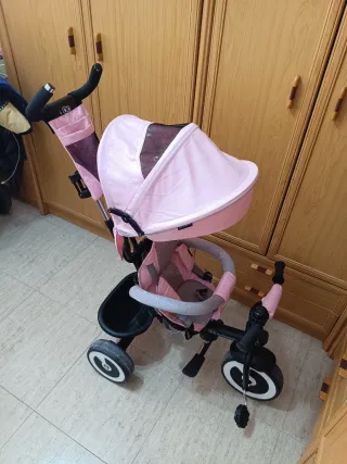 Triciclo evolutivo Kinderkraft rosa.