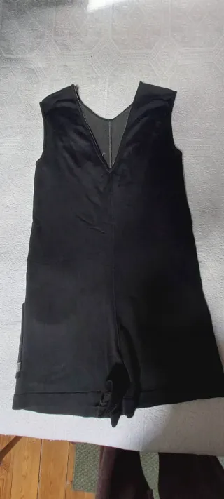 Ecoalf by Blanca Padilla.
Negro, sin usar.