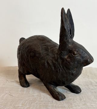 Conejo de Bronce Fundido