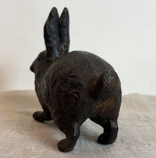 Conejo de Bronce Fundido