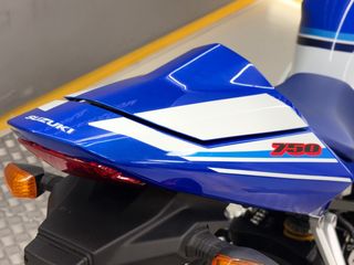 SUZUKI GSX-R 750 X 20TH ANIVERSARIO