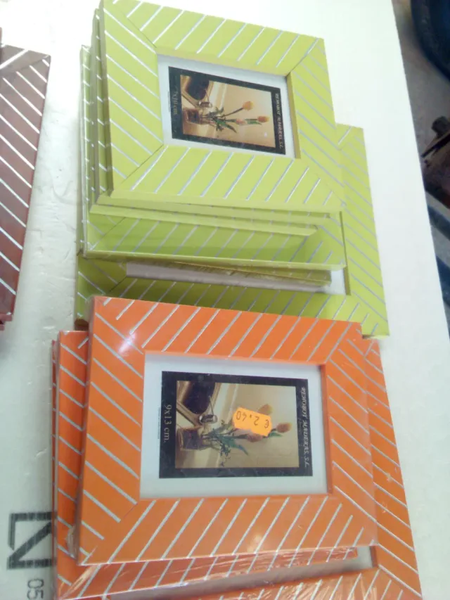 Marcos de fotos colores rayados