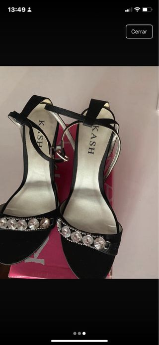 Zapatos de fiesta joya negros y plateados