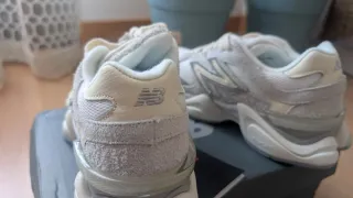 New Balance 9060 Deportiva Beige/Gris