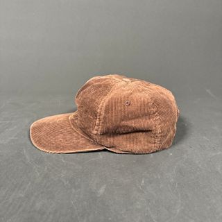 Cappello Nike in velluto a coste marrone