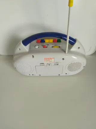 Radio Cassette Recorder.Funciona con pilas.