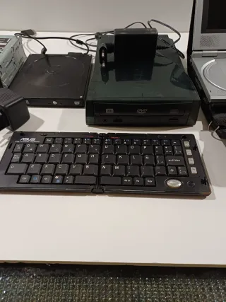 Pack DVD Portátil, Lector Tarjetas y Teclado