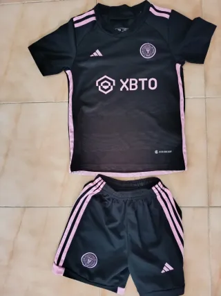 Ropa deportiva para niñ@s