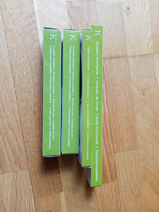 Set de Cuchillos, Trinchador y Tijeras