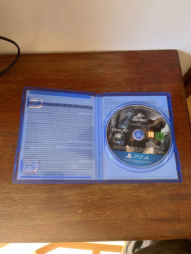 Jurassic World Evolution PS4