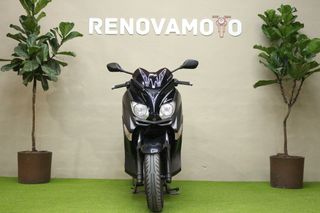 Yamaha X-MAX 250
