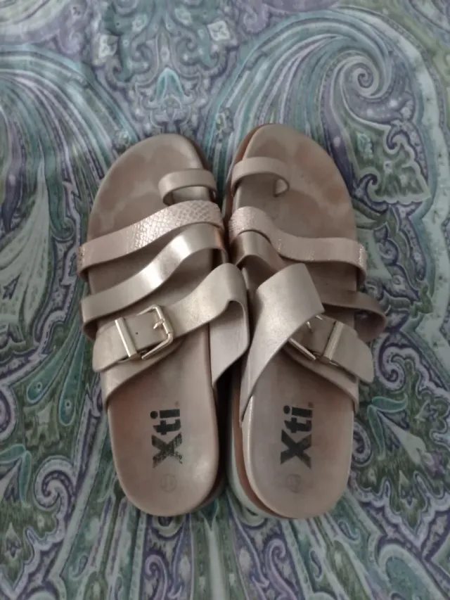 Sandalias Xti Mujer Talla 41 Doradas