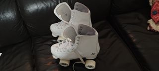 Patines 4 ruedas Tijuana Talla 39 + Funda