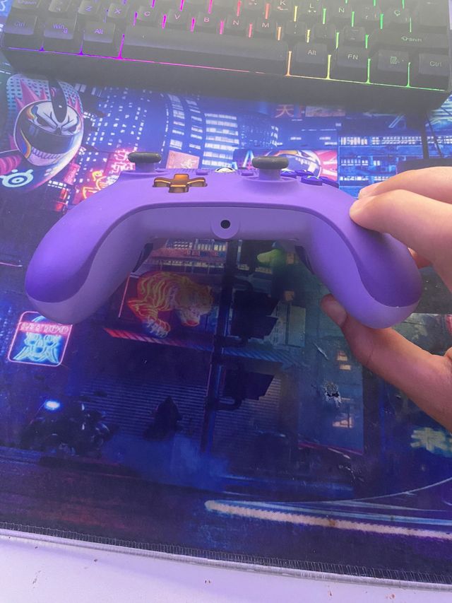 Mando Xbox One Custom Morado