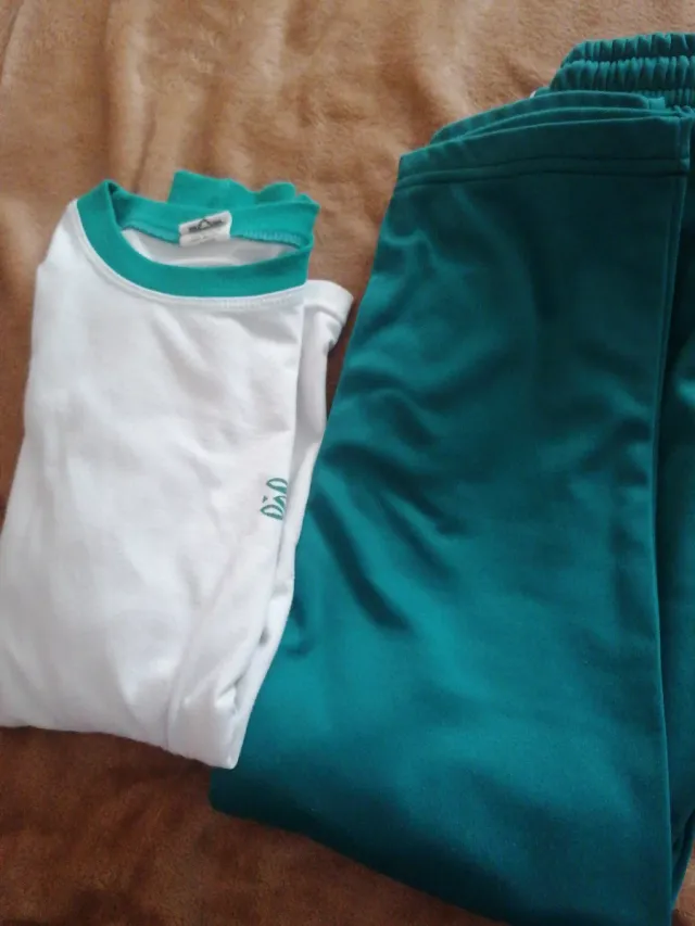 Pantalón chándal y camiseta Don José Lluch