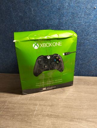 Controller PC ufficiale Xbox One + cavo USB