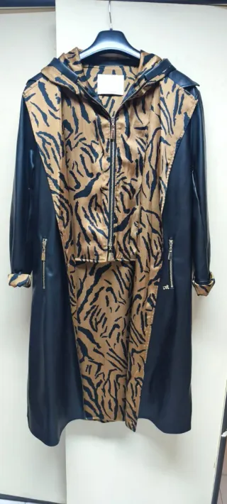 Abrigo Polipiel Lola Casademunt Talla L