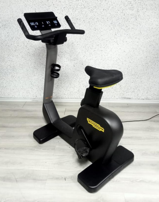Bicicleta Estática Technogym de exposicion