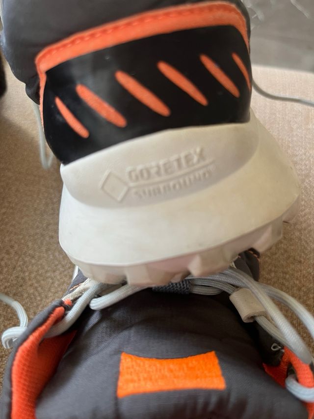 Zapatillas Camper Goretex Negras Naranja