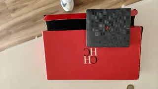 Tarjetero monedero CH hombre sin estrenar