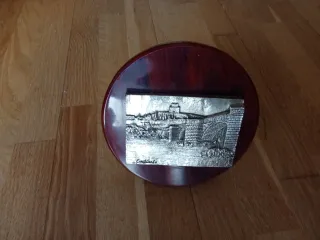 Adorno relieve mesa redondo