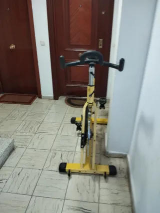 Bicicleta Spinning Lexco SP505 Amarilla