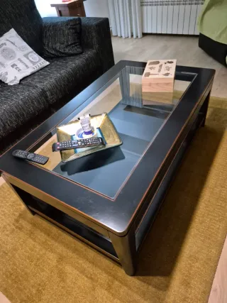 Mesa auxiliar cristal y madera