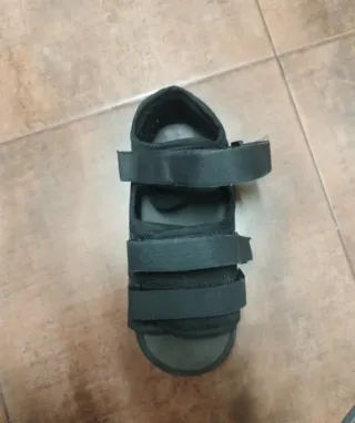 Zapato ortopédico postoperatorio