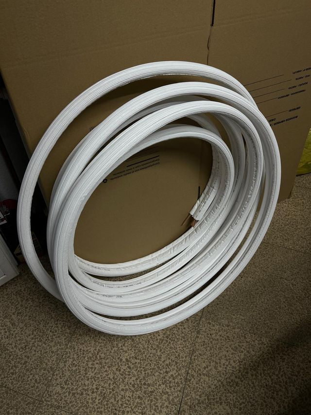 Tubo Cobre Refrigeración Aislado 1/4-1/2 12.5M