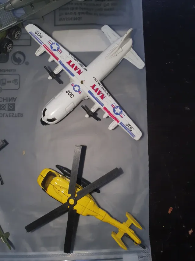 Modellini Aerei Elicotteri Veicolo da trasporto