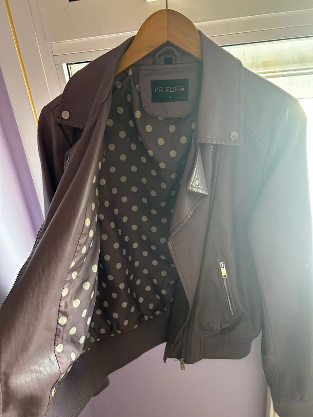 Cazadora KELREBE morada talla L