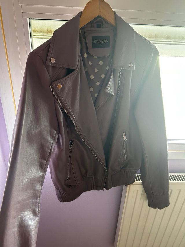 Cazadora KELREBE morada talla L