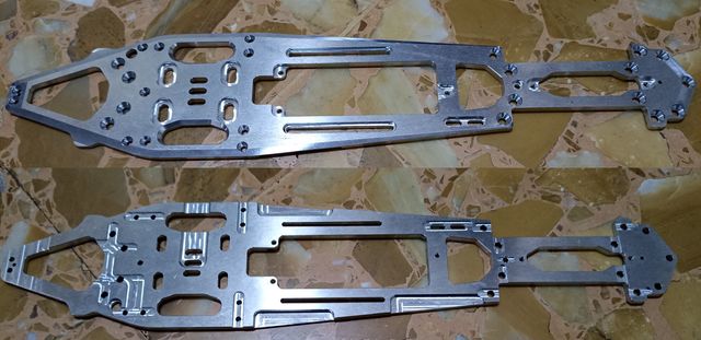 XRAY RX8 2023 Macchina + Telaio NUOVO + Carrozze